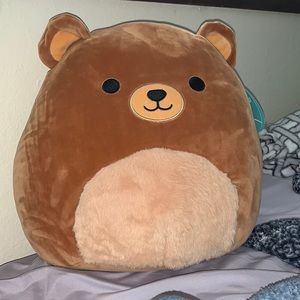 Bear Squishmallow (Greta)